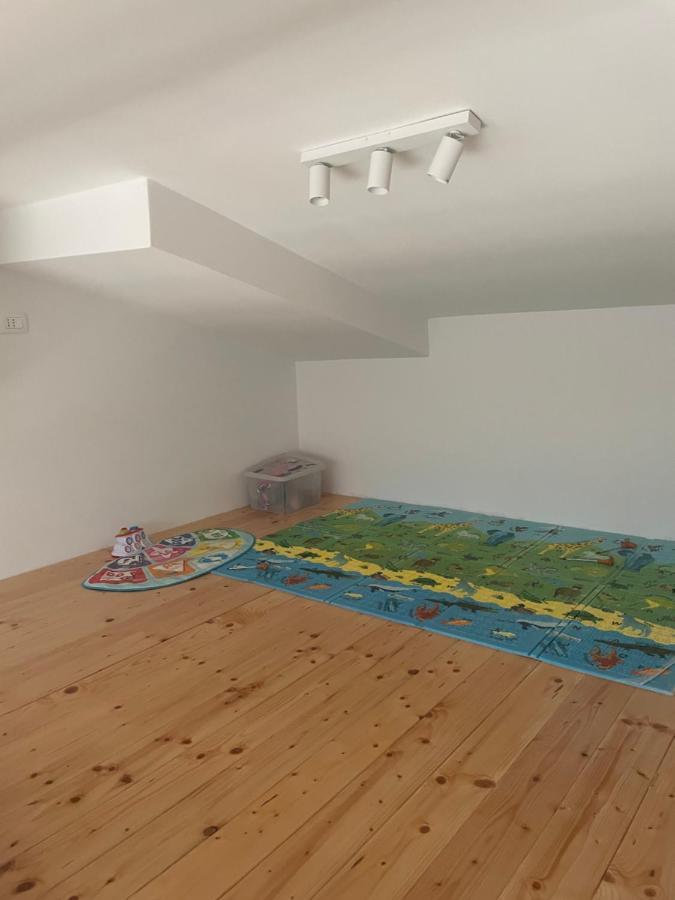 Gallery Apartment In Skrbcici Экстерьер фото